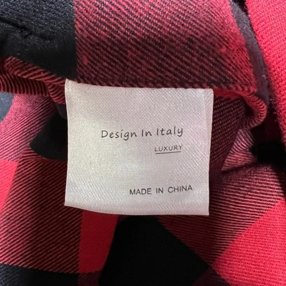Buffalo Plaid Flannel Shirt Red Black Check Design in Italy Size Small - Picture 5 of 8